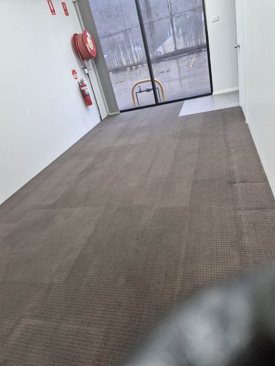 Cleaning work by Expert Cleaning